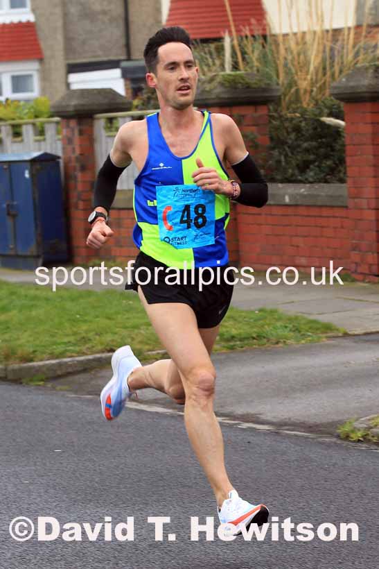 Senior mens 12 Stage 2023 Northern Mens 12 stage and Womens 6 Stage Relays and Young Athletes, Redcar. Photo: David T. Hewitson/Sports for All Pics